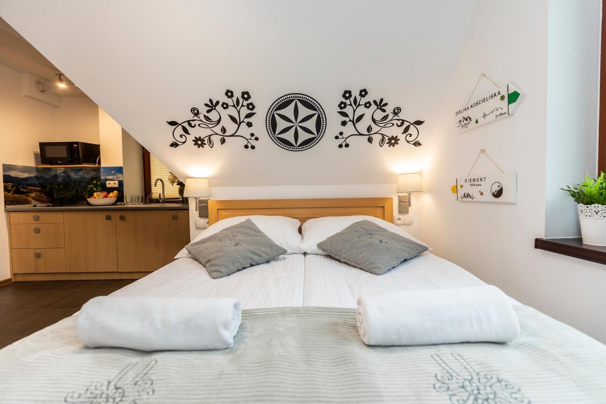 Udanypobyt Apartamenty Przy Dolinach C I D Koscielisko Room photo