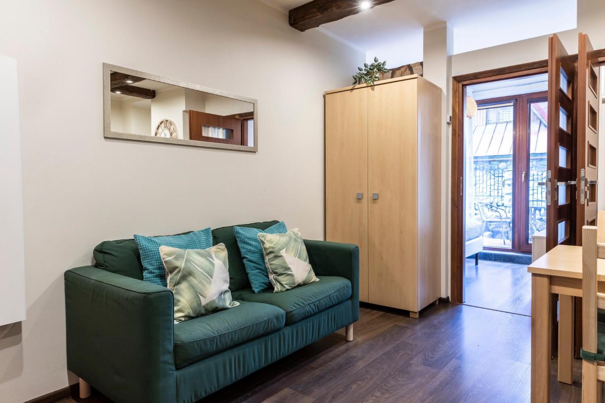 Udanypobyt Apartamenty Przy Dolinach C I D Koscielisko Room photo